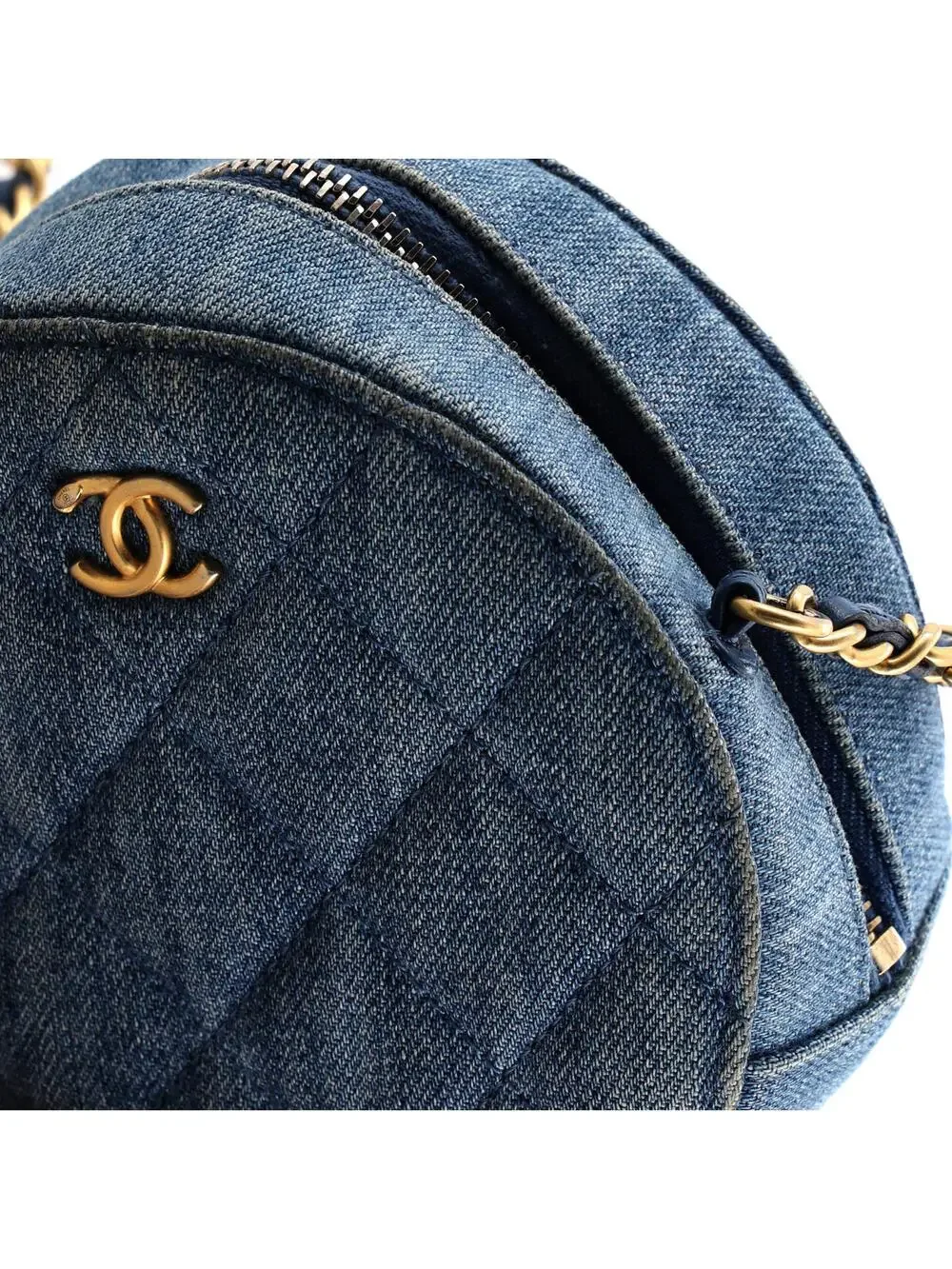 Chanel Pearl Crush Round Clutch With #260954C33B